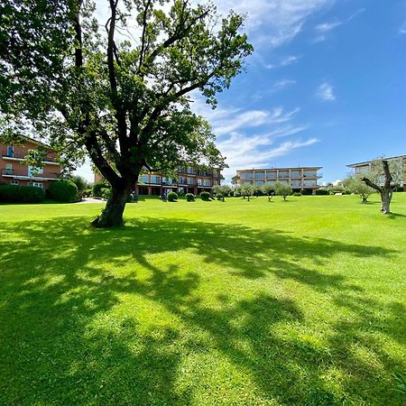 Front Lake Amazing View Manerba del Garda Exterior foto